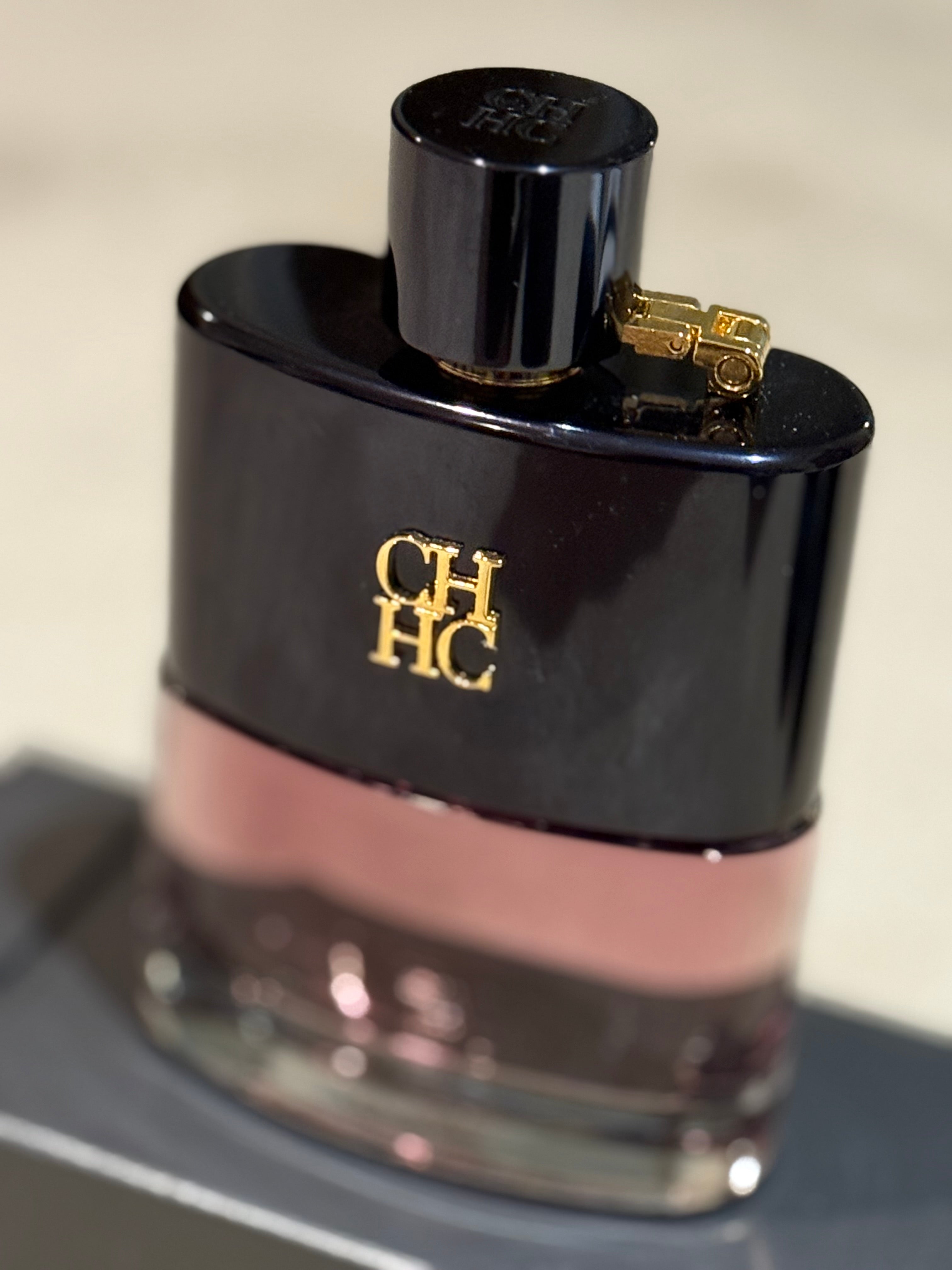 Carolina Herrera CH Men Privé – 100 ml Discontinued. Used