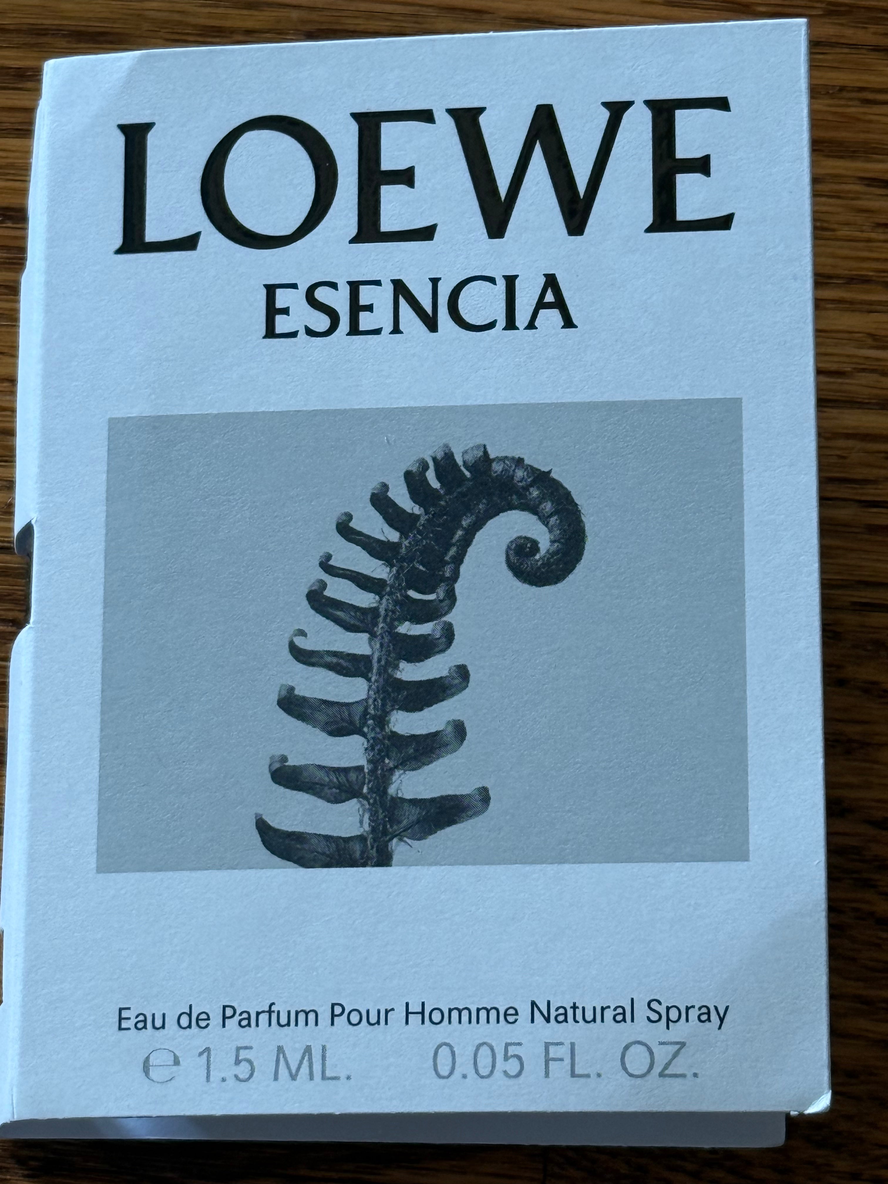 Loewe Esencia Eau De Parfum Pour Homme Spray 1.5ml mens