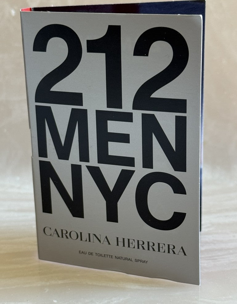 Carolina Herrera 212 Men NYC EDT Mini Spray Vial 1.5 ml (0.05 oz)
